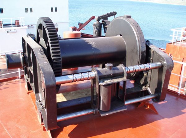 PETREL-Deck-machinery--Winches-from-Antelope-Engineering-Australia-(2)